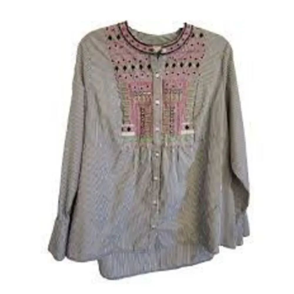 Crown & Ivy Curvy Size 1X Flare Sleeve Striped Button Up Boho Embroidered Office